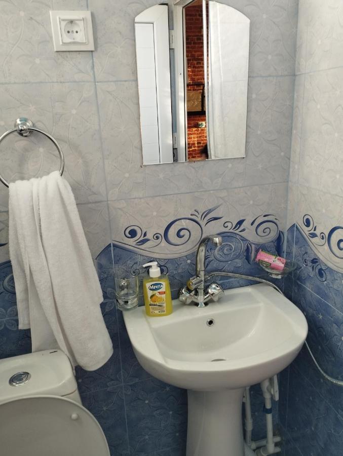 Cozy Hotel Sks 耶烈万 外观 照片
