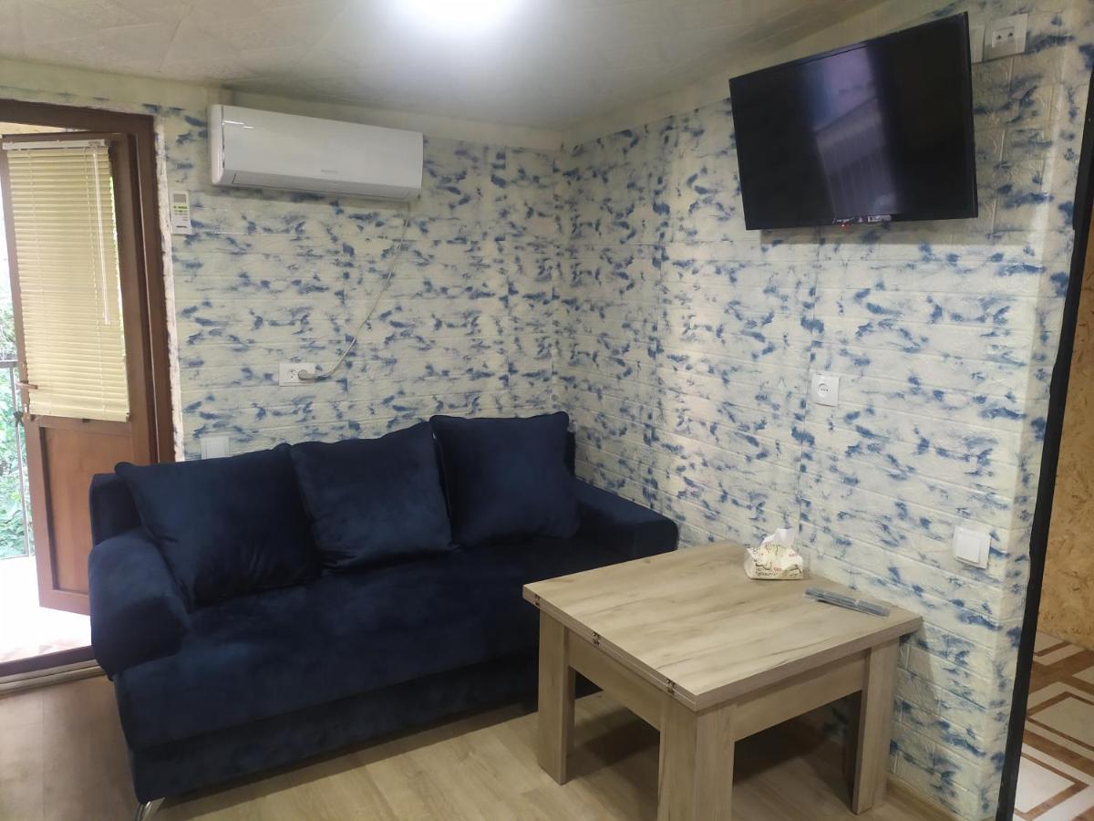 Cozy Hotel Sks 耶烈万 外观 照片